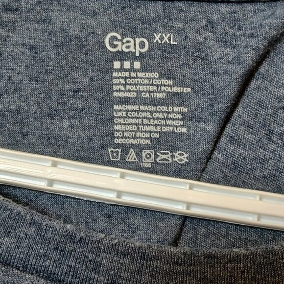 GAP Chuck Norris Champions Gray Graphic Short Sleeve Men's t-shirt Size XXL - Picture 3 of 6